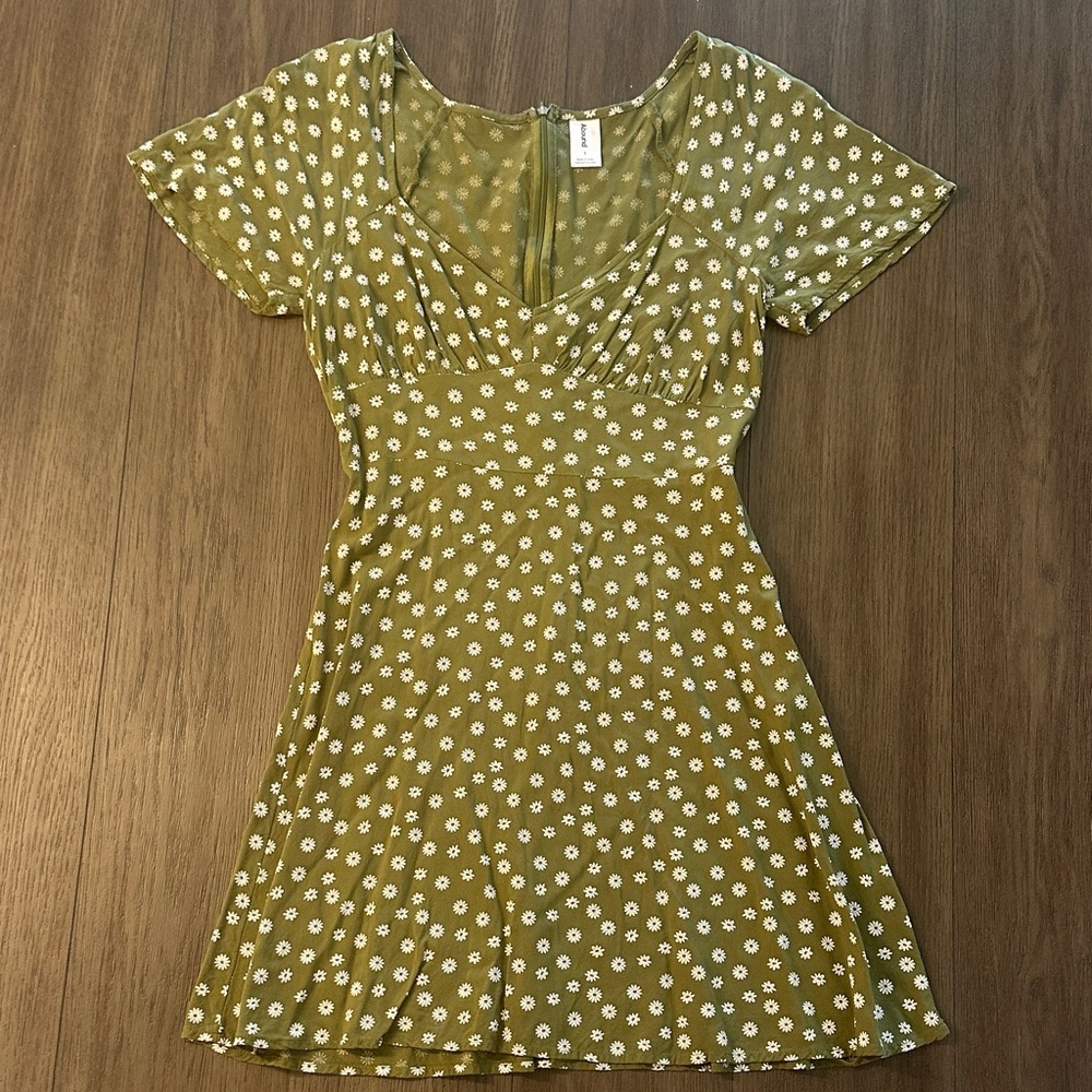 Abound Green Floral Short Sleeve Dress